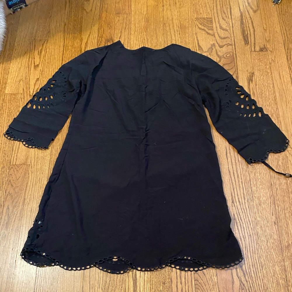 Swimsuit cover up - Picture 7 of 7